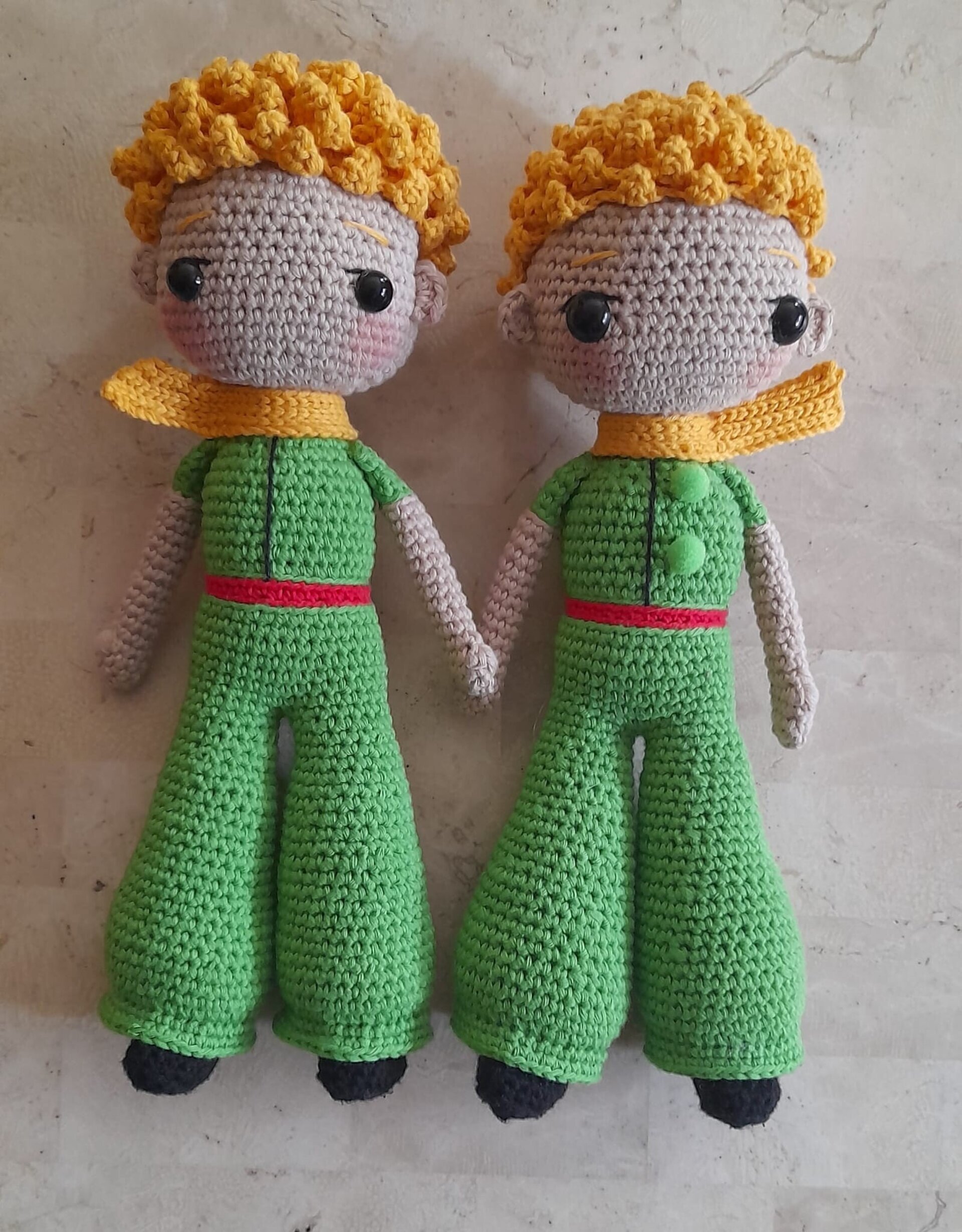 El Principito a crochet con rosa roja - 2